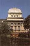 The facade of the Sinagoga The facade of the Sinagoga