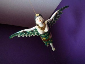 FlyingWoman