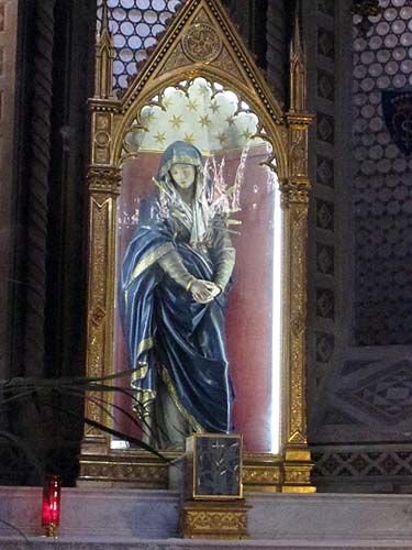 Madonna statue