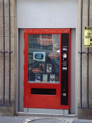 Videogame vending machine