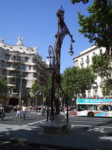 A Gaudi street light