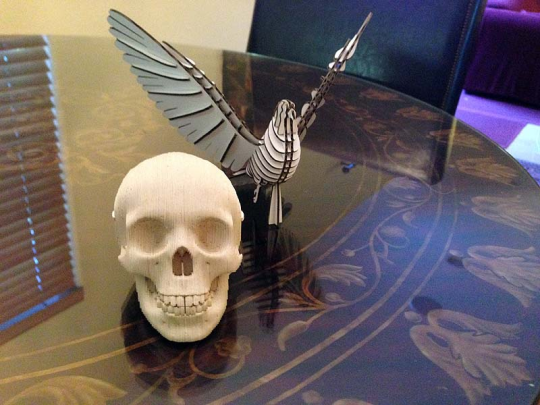 New papercraft kits: Skull and pigeon