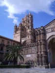 A detail of the two towers