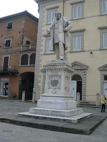 Statue of Marzoni