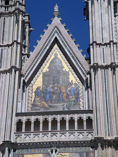 Duomo facade detail